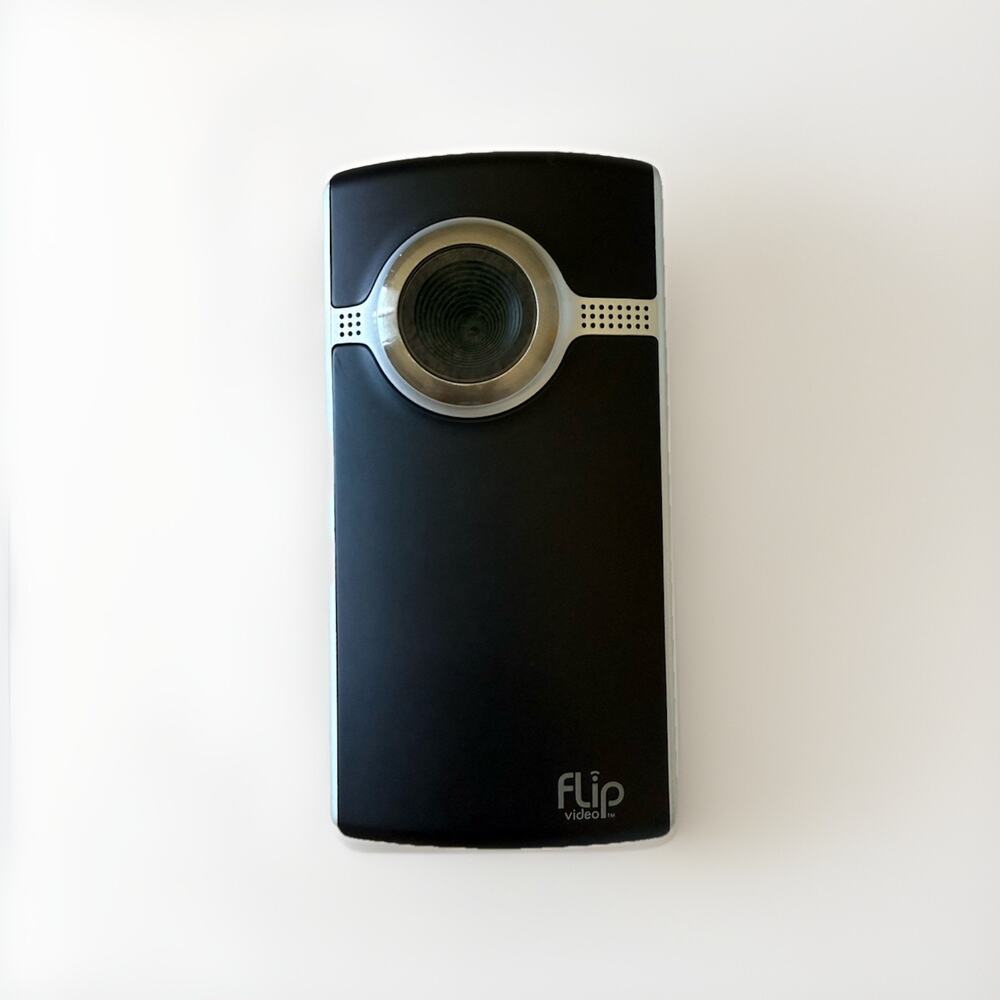 Cisco Flip Video UltraHD Video Camera (Black, 1 Hour) U260B New Sealed 4GB